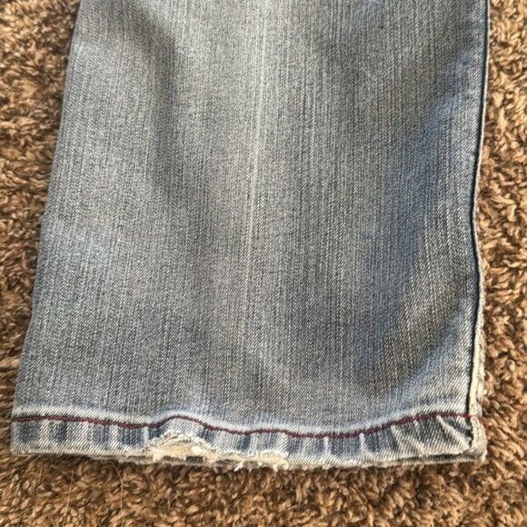 Tommy Bahama 32 x 28 Light Wash Distressed Athletic Straight - Picture 15 of 16
